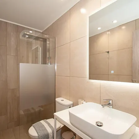 New Town Apartment Rhodes City