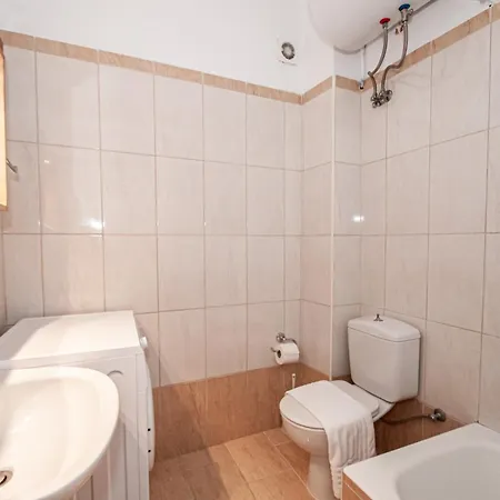 New Town Apartamento *